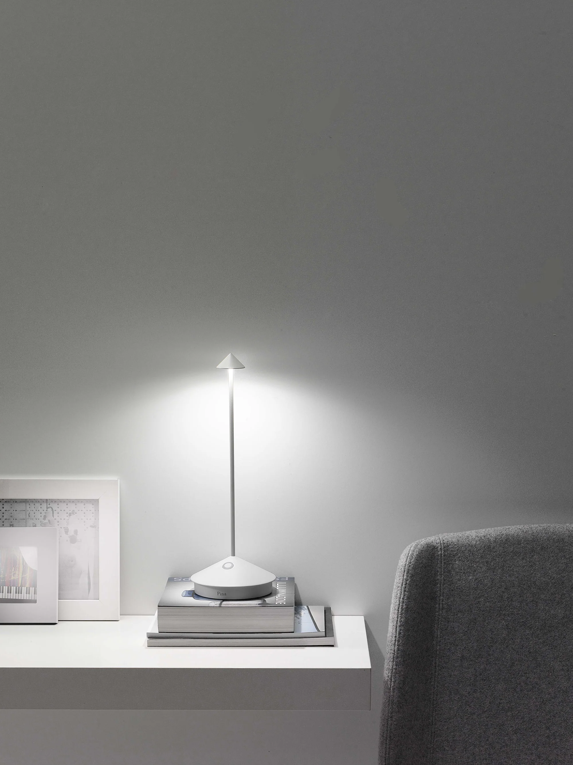 Draagbare LED tafellamp Pina Pro, dimbaar