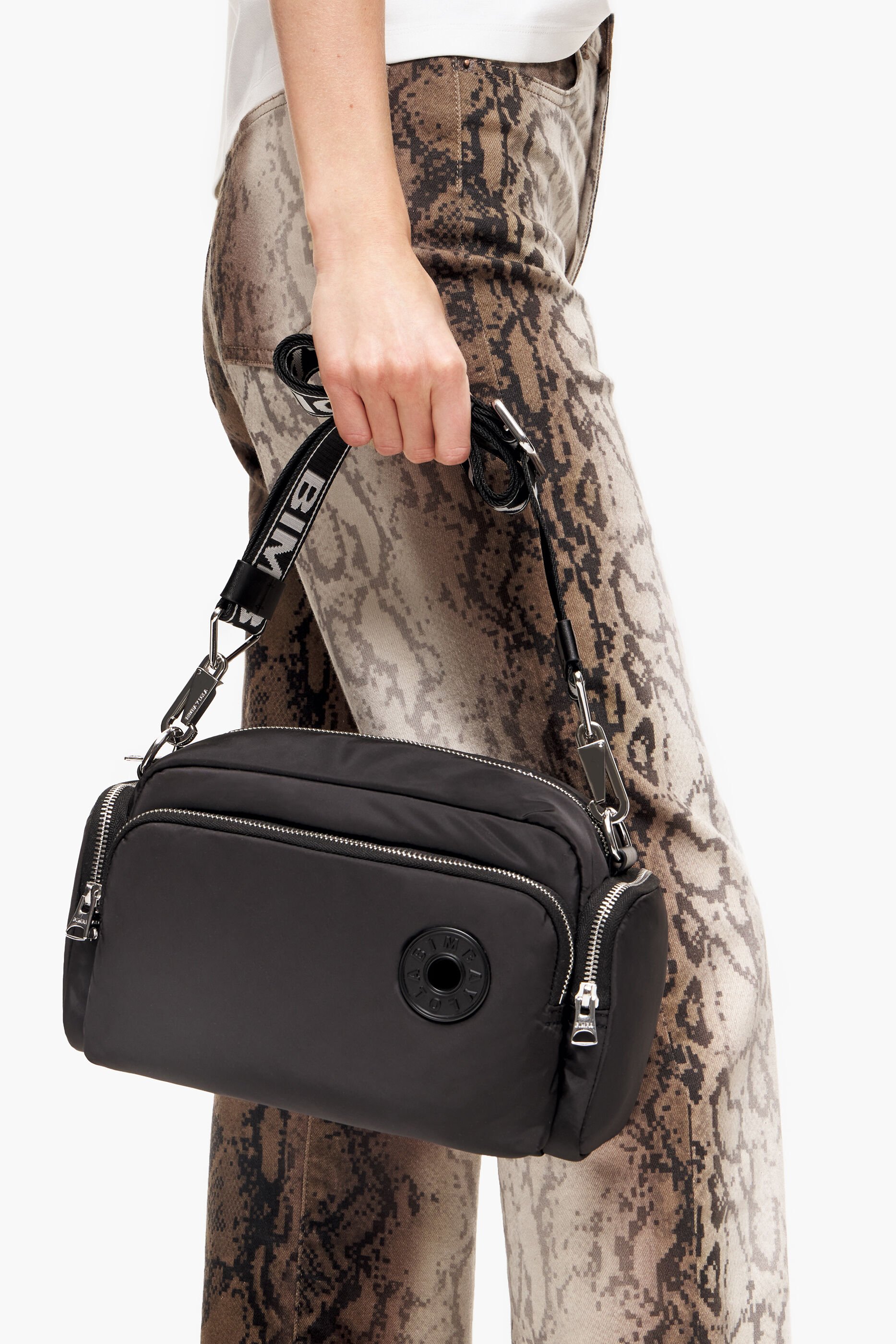 Bolsa de ombro M em nylon preto