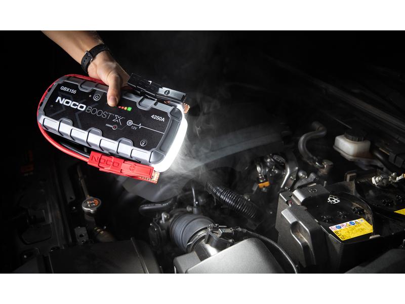 Noco Starterbatterie mit Ladefunktion GBX155 12 V, 4250 A Starterbooster und Powerbank zum überbrücken von Fahrzeugen mit 12 V Batterien