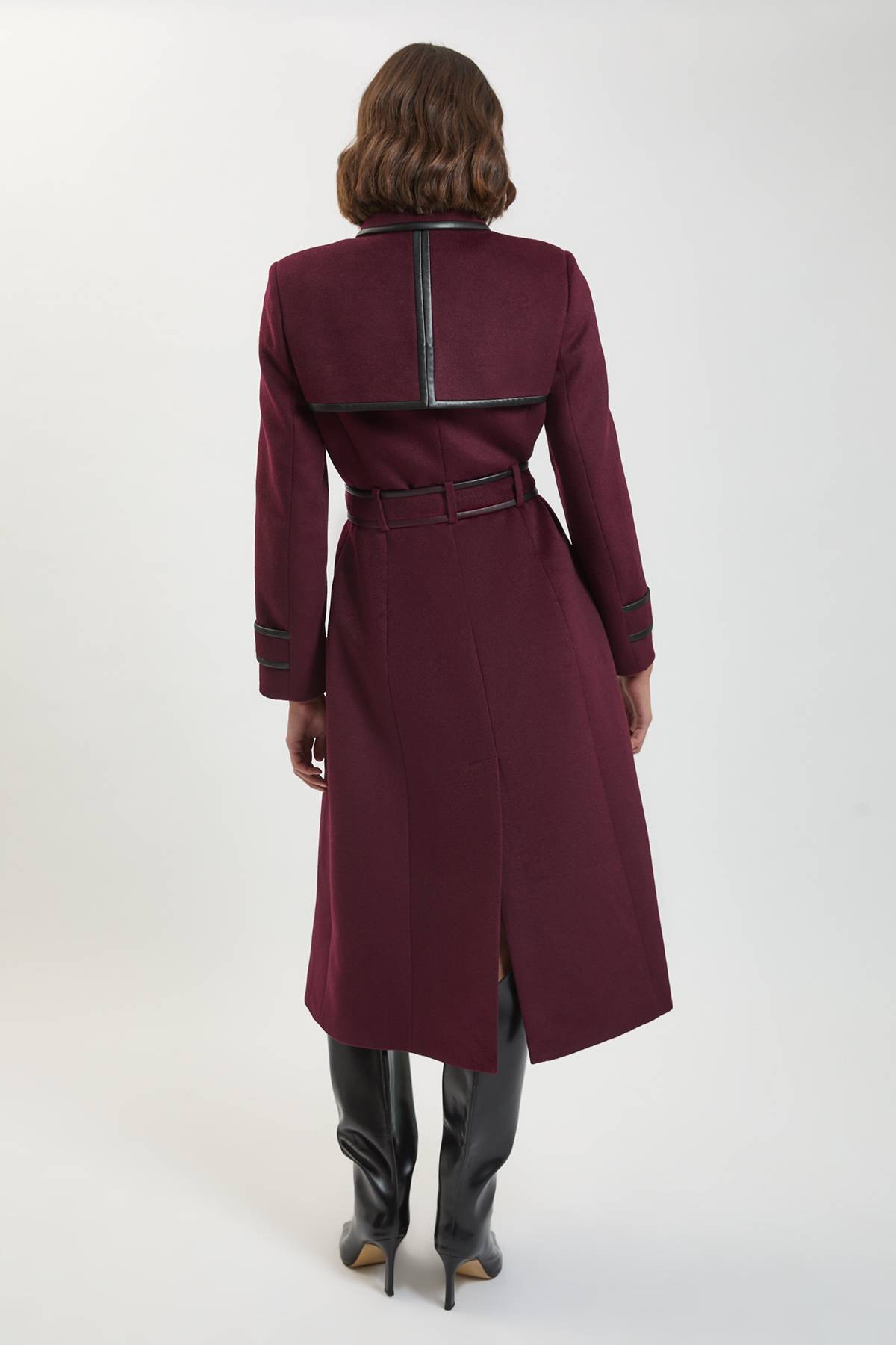 KarenMillen Manteau Midi Croisé Cintré en Laine Brossée avec Finitions synthétique