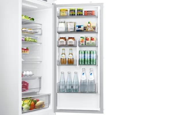 Samsung BRB30705EWW - Køleskab/fryser - bund-fryser - til indbygning - niche - bredde: 55.5 cm - dybde: 56 cm - højde: 193.8 cm - 298 liter - Klasse E - almindelig hvid