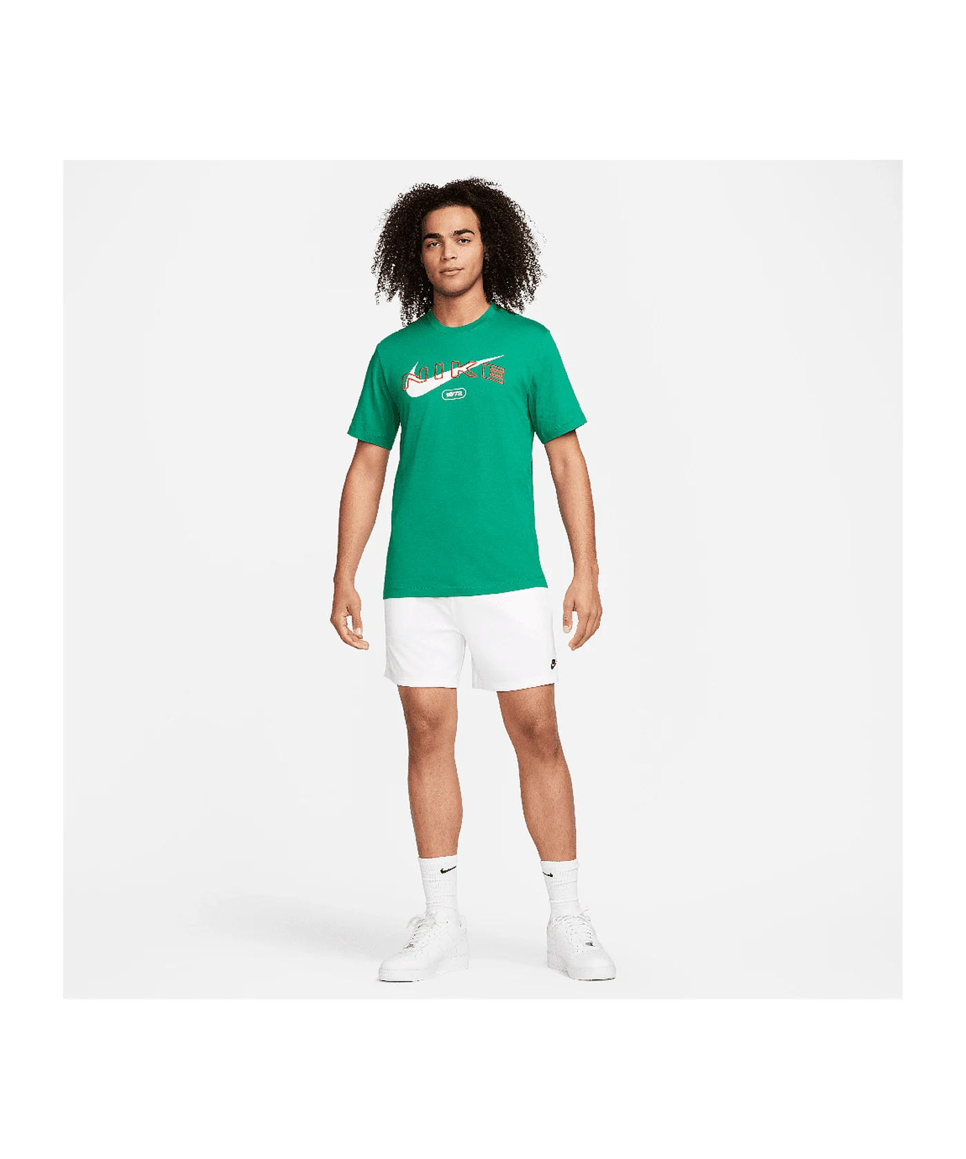 Nike Sportswear T-Shirt Grün F365