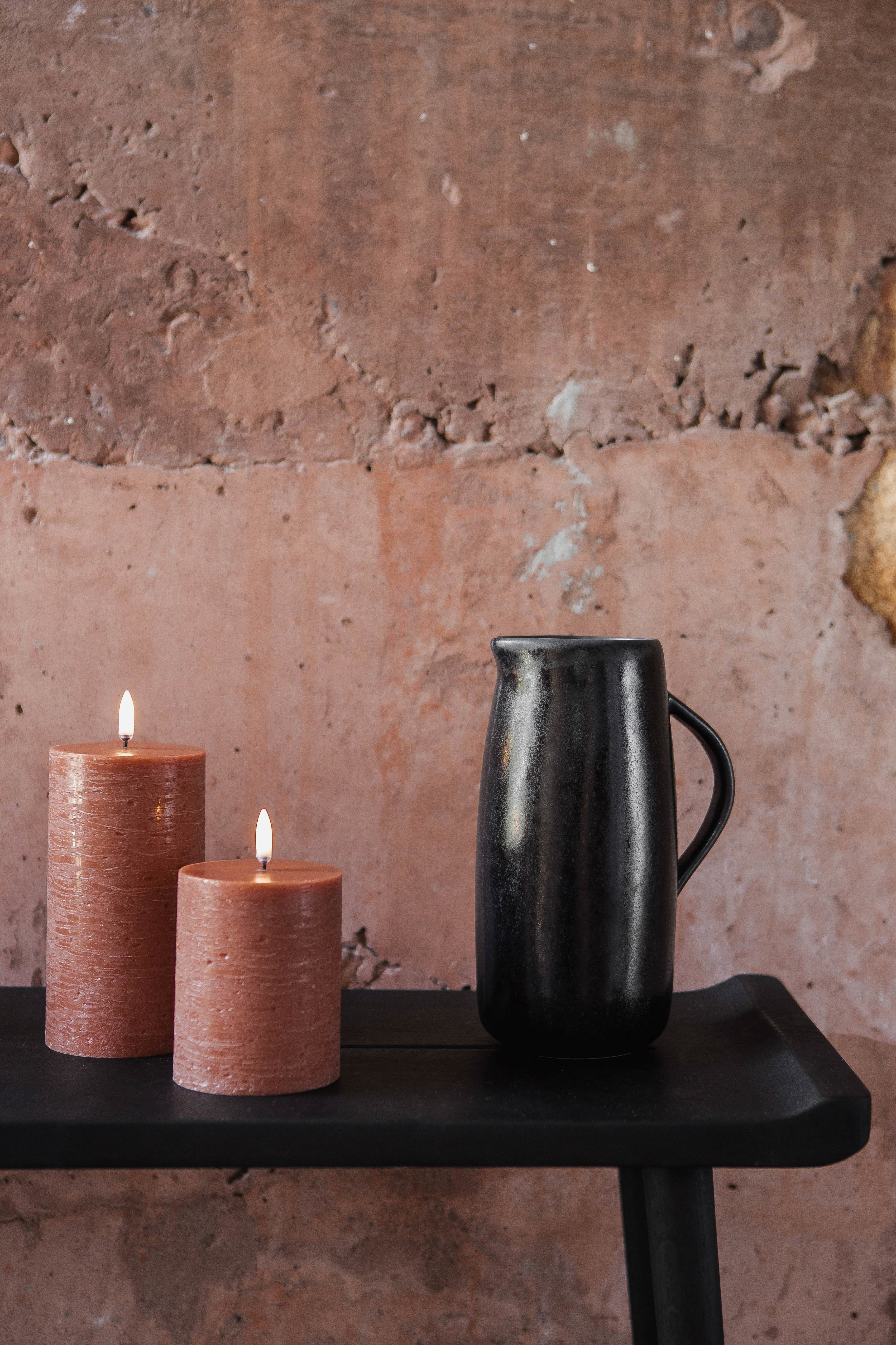 Uyuni  LED Rustic pillar lys, Terracotta - H15 cm.