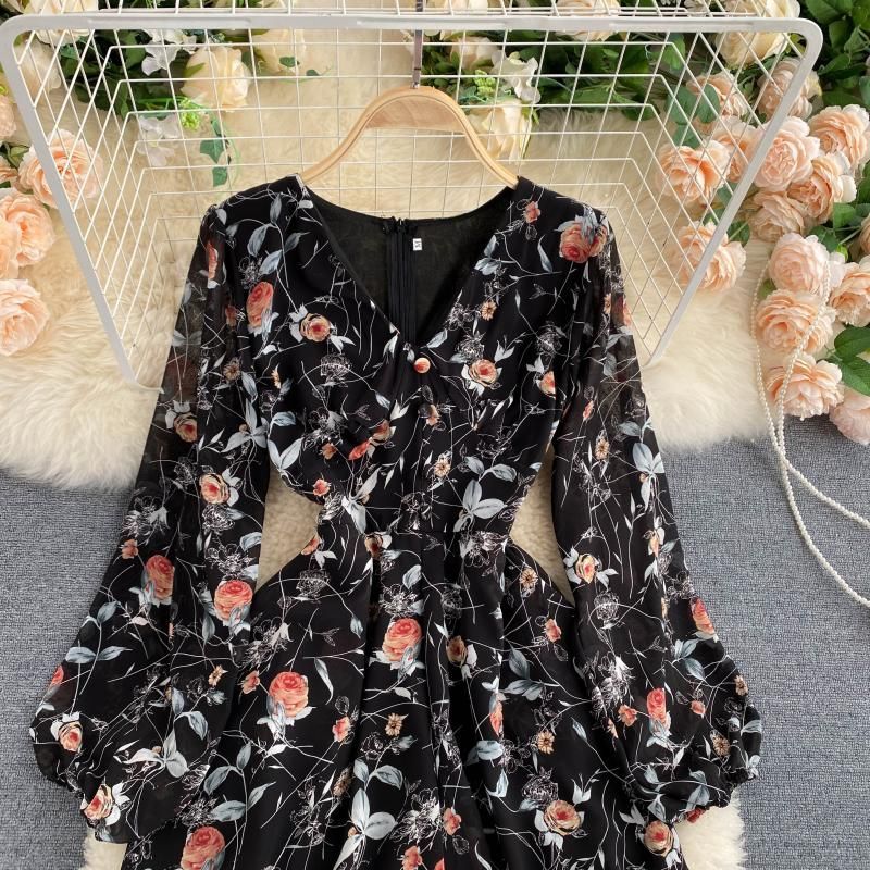 Lucuna - Romper met lange mouwen en bloemenprint
