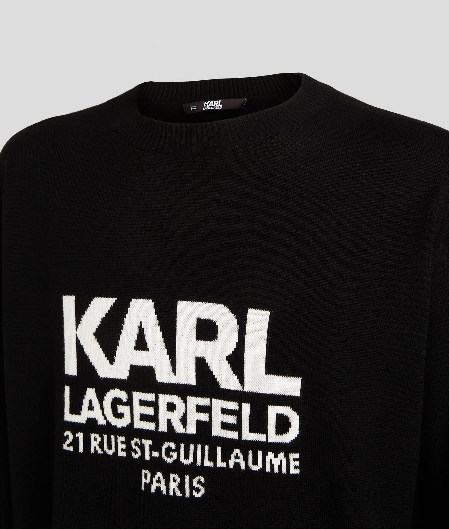 PULL RUE ST-GUILLAUME
