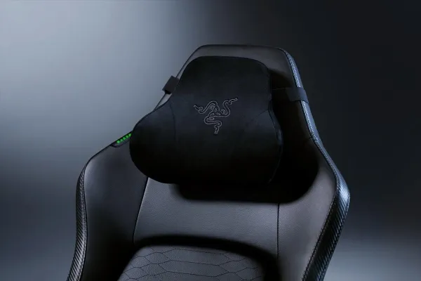 Razer Iskur V2 - Spillestol - ergonomisk - armstøtter - T-formet - vippe - drejeled - syntetisk læder - sort