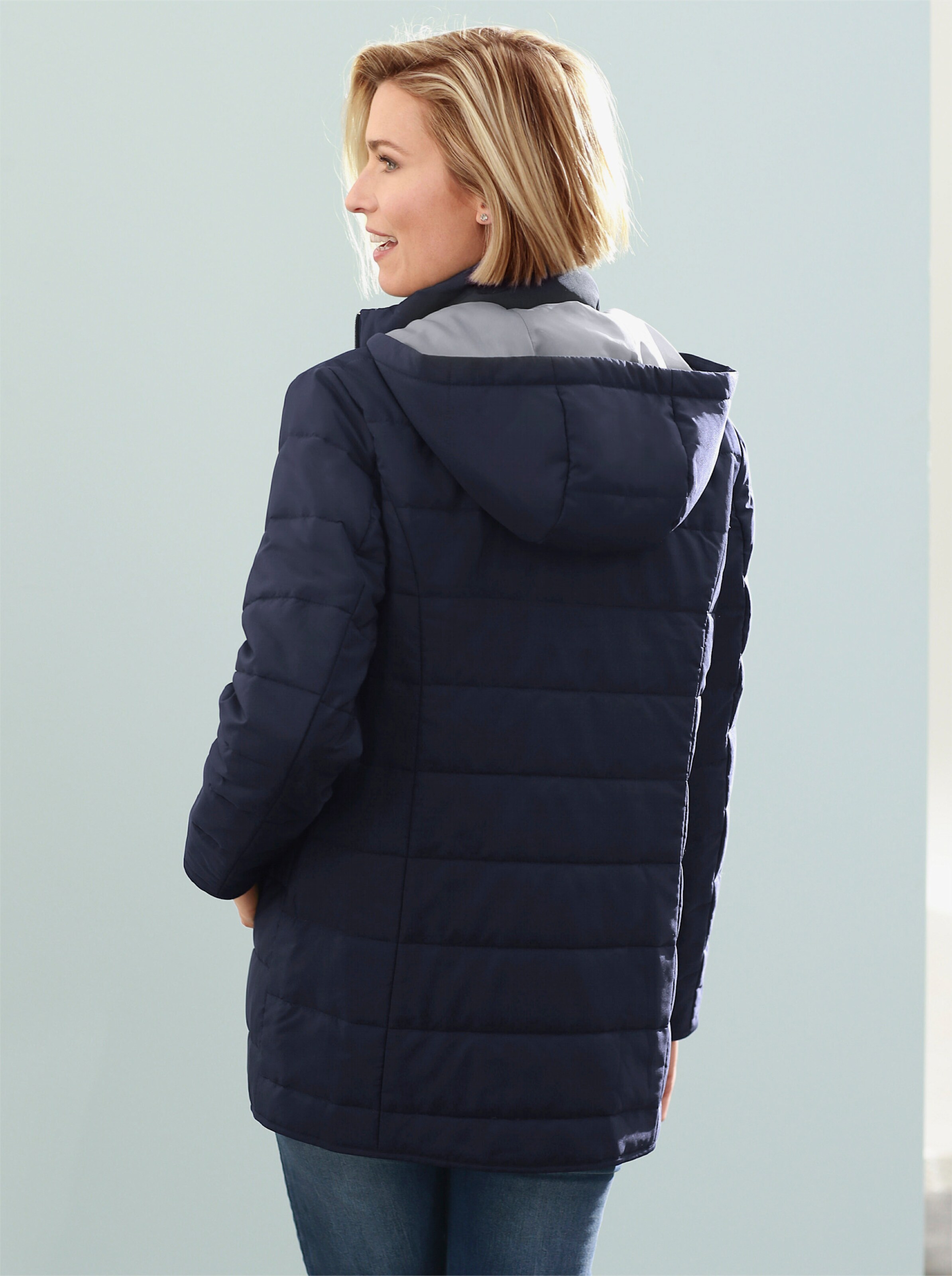 Steppjacke mit Kapuze, wärmend