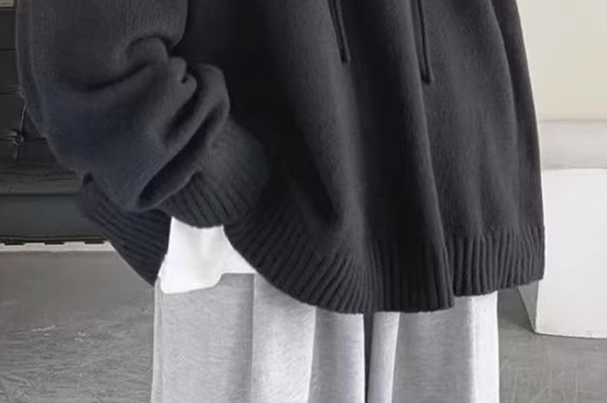 GRAYCIOUS - Halfgeknoopte effen gebreide hoodie
