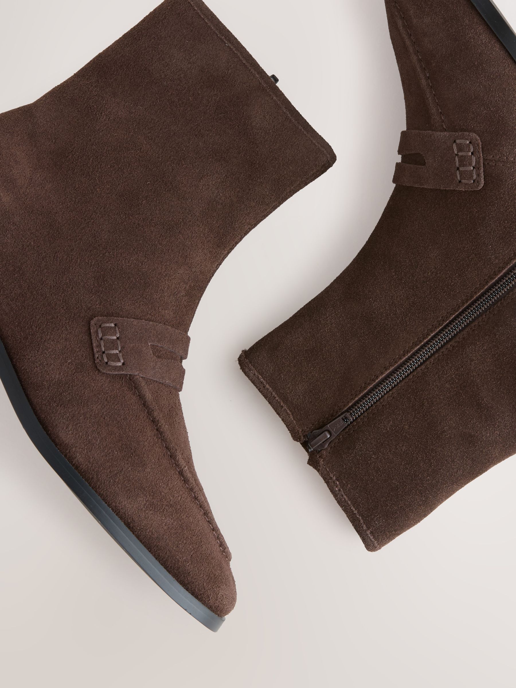 Chocoladebruin suède - Forever Comfort® enkellaarsjes in loaferstijl