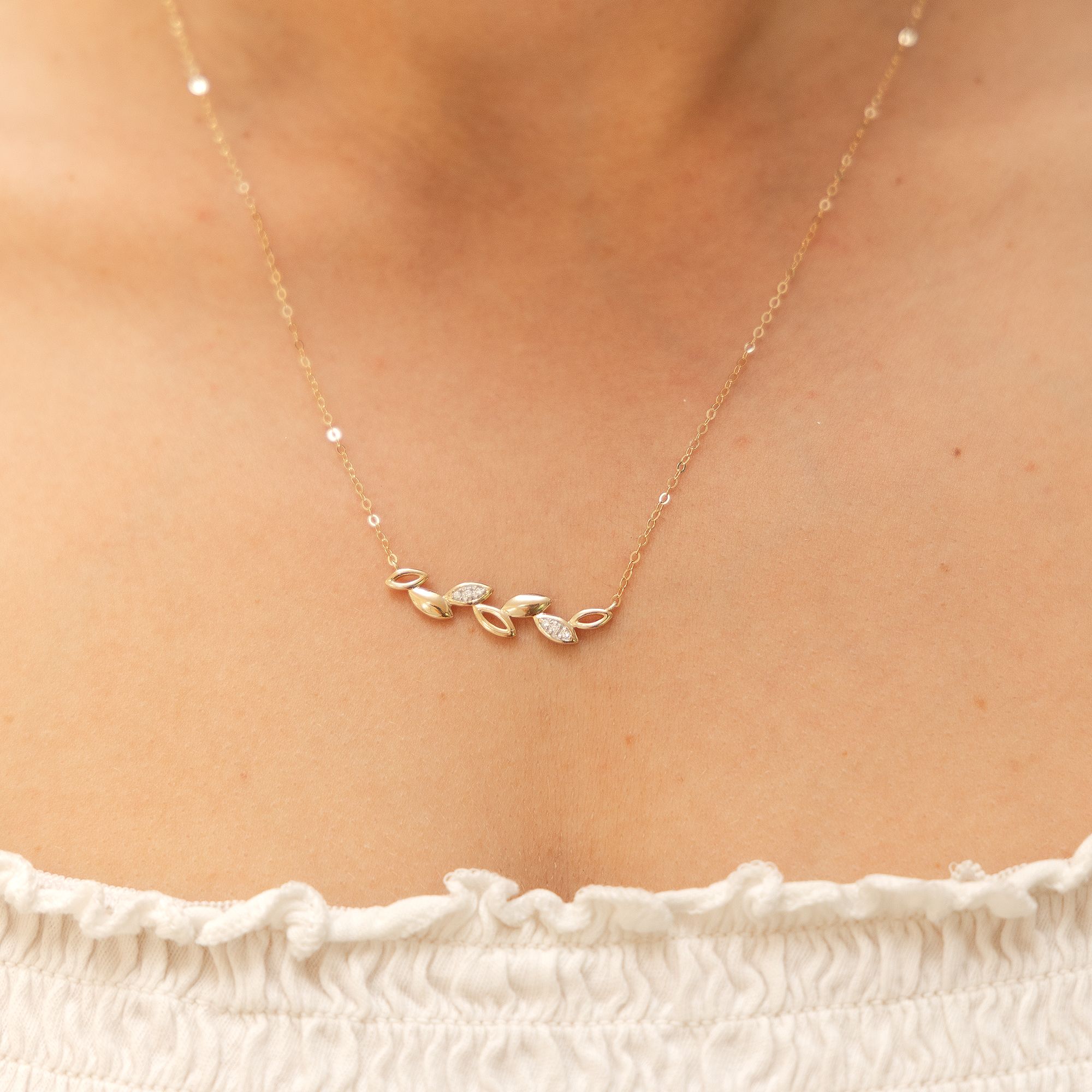 Fascination by Ellen K. Halskette 375 Gold mit 6x Zirkonia weiß