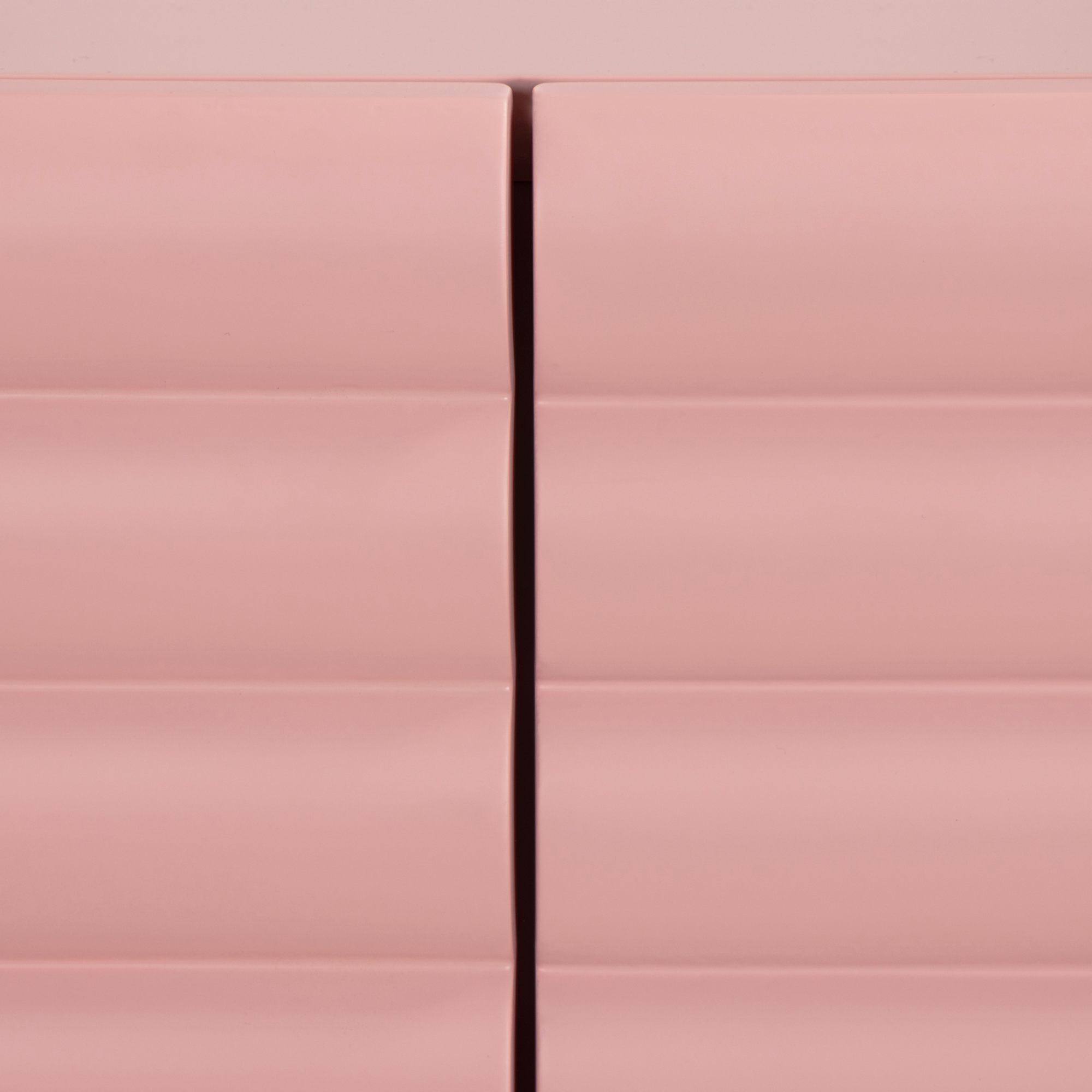 Pre-order Dressoir Row 150 cm cotton candy