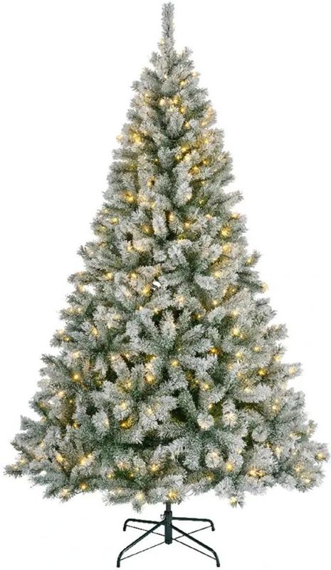 Everlands - Canada Spruce - Verlichte Kerstboom - 240 x 150 cm - 520 Lampjes