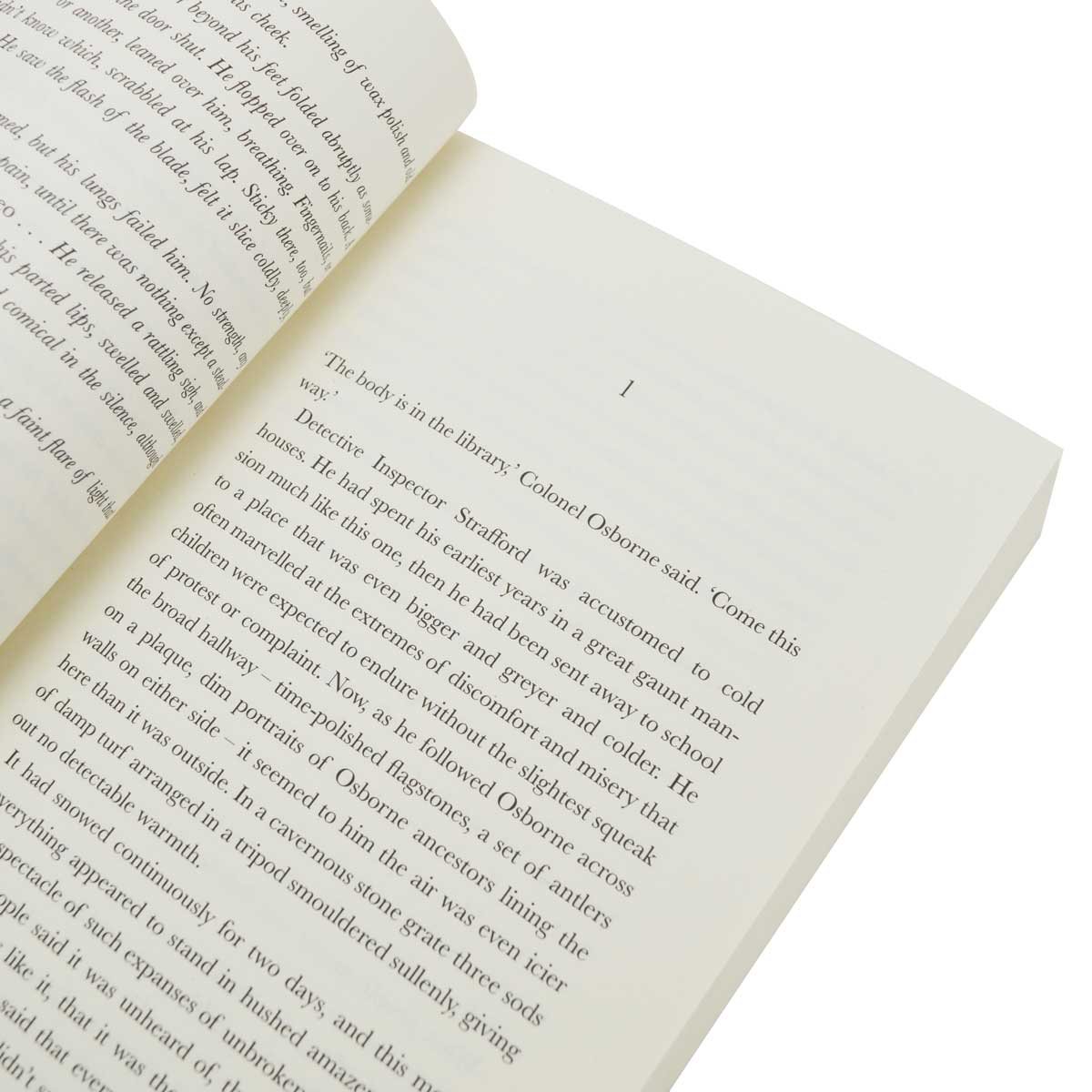 Snow (Paperback)