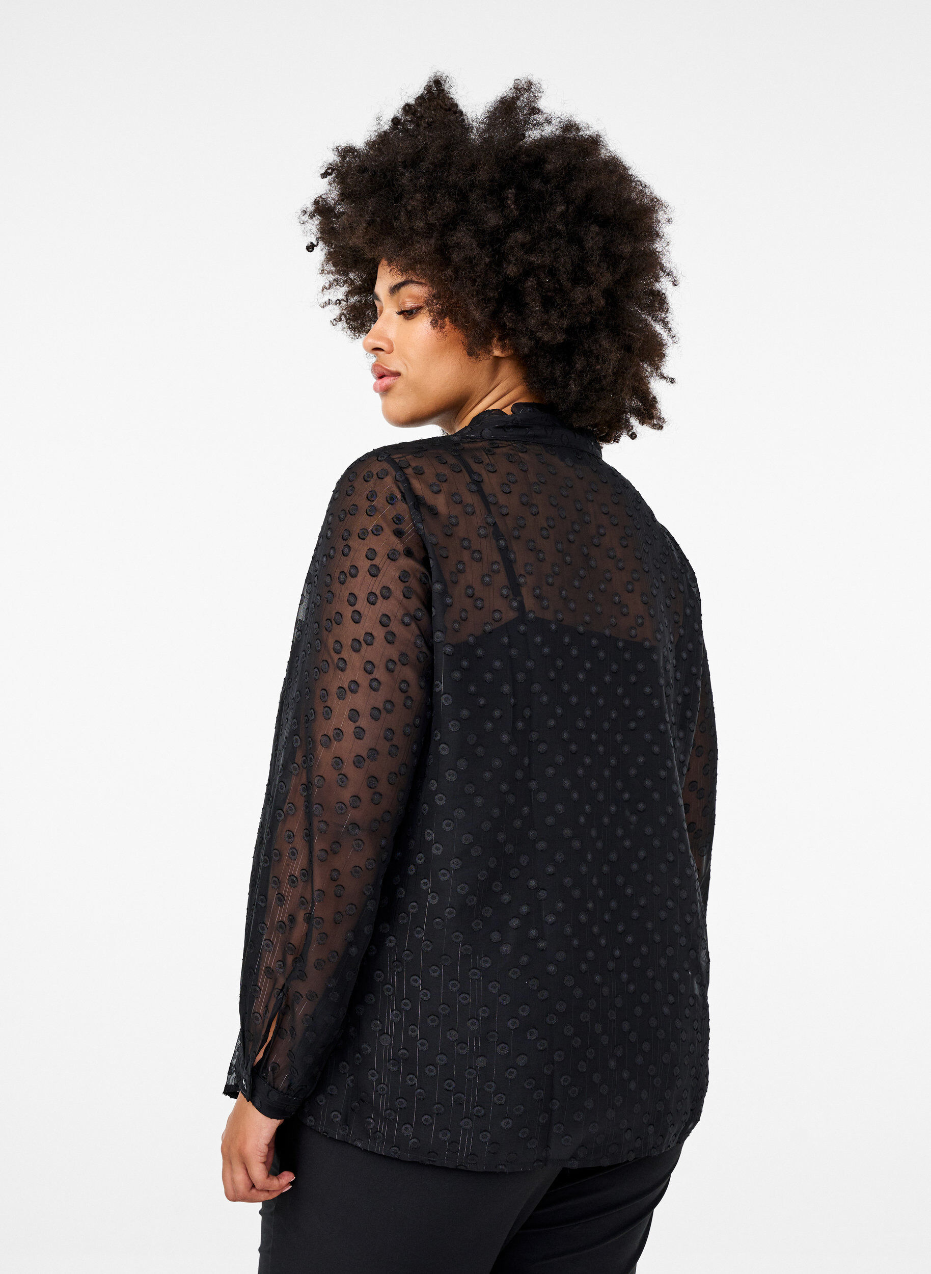Chiffonbluse med prikket struktur