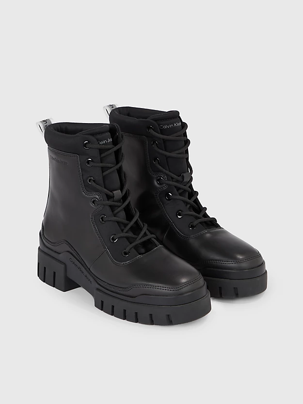 Botas de couro
