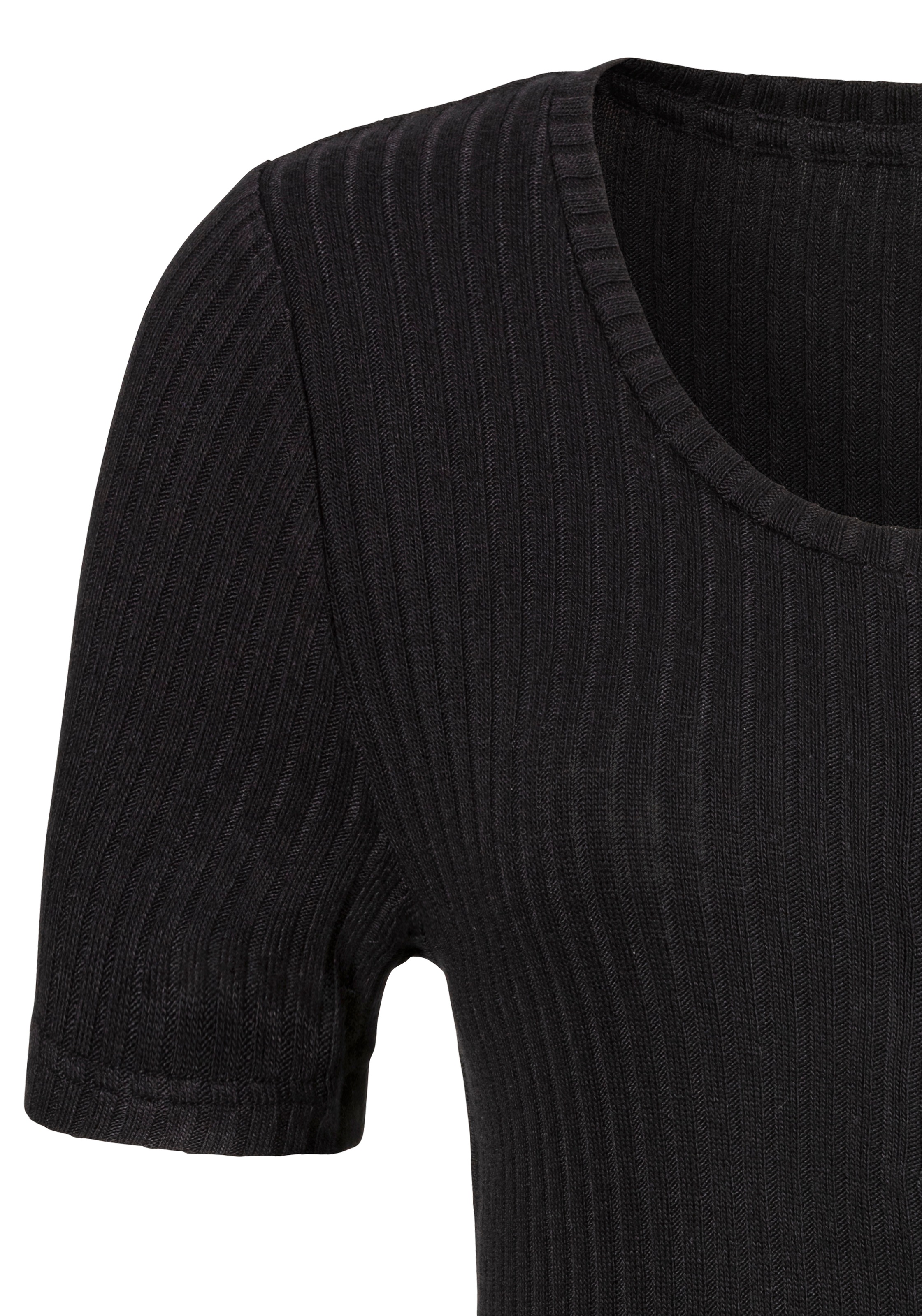 LASCANA T-Shirt »mit kurzer Knopfleiste«, aus weicher Viskose-Ripp-Qualität