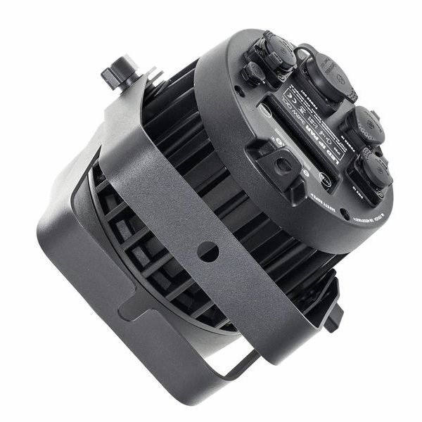 Eurolite LED IP PAR 3x8W QCL Spot