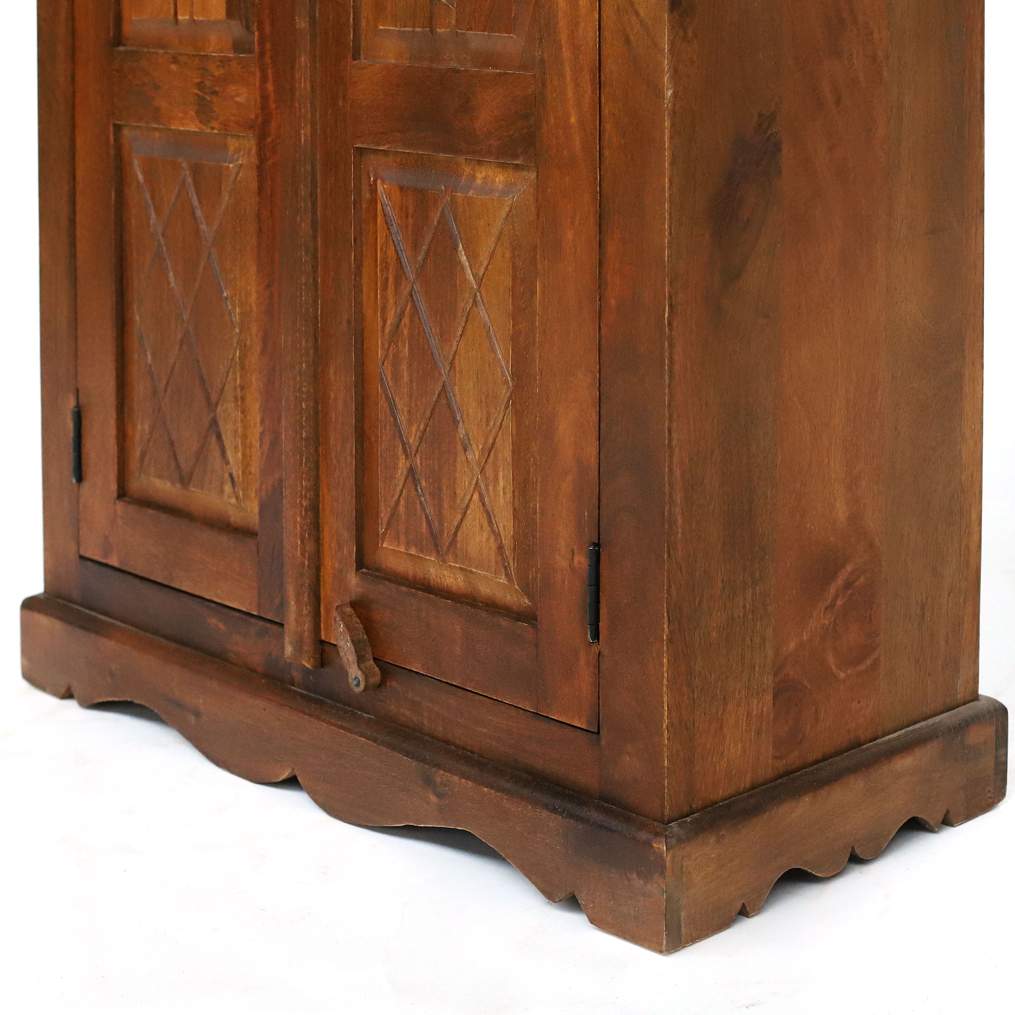 Schrank aus massivem Mangoholz, braun, T 40 cm, B 90 cm, H 150 cm von fischer's lagerhaus