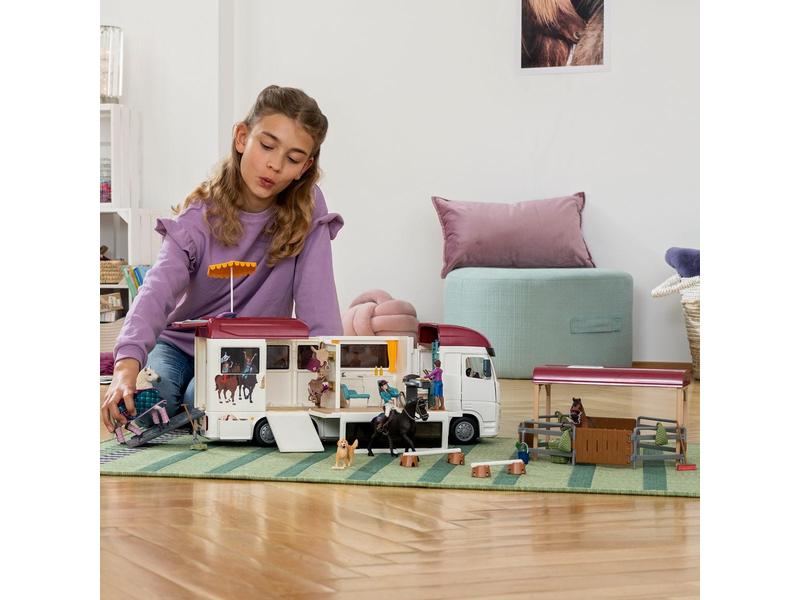 Schleich Spielfigurenset Horse Club Pferdetransporter Umfangreiches Pferde-Spielset