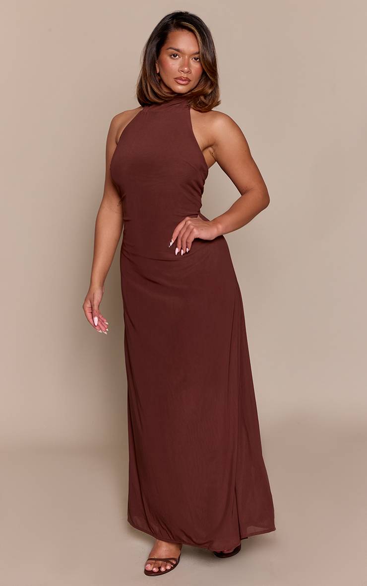 Chocolat Robe Maxi Ajustée Avec Détail Foulard En Mousseline