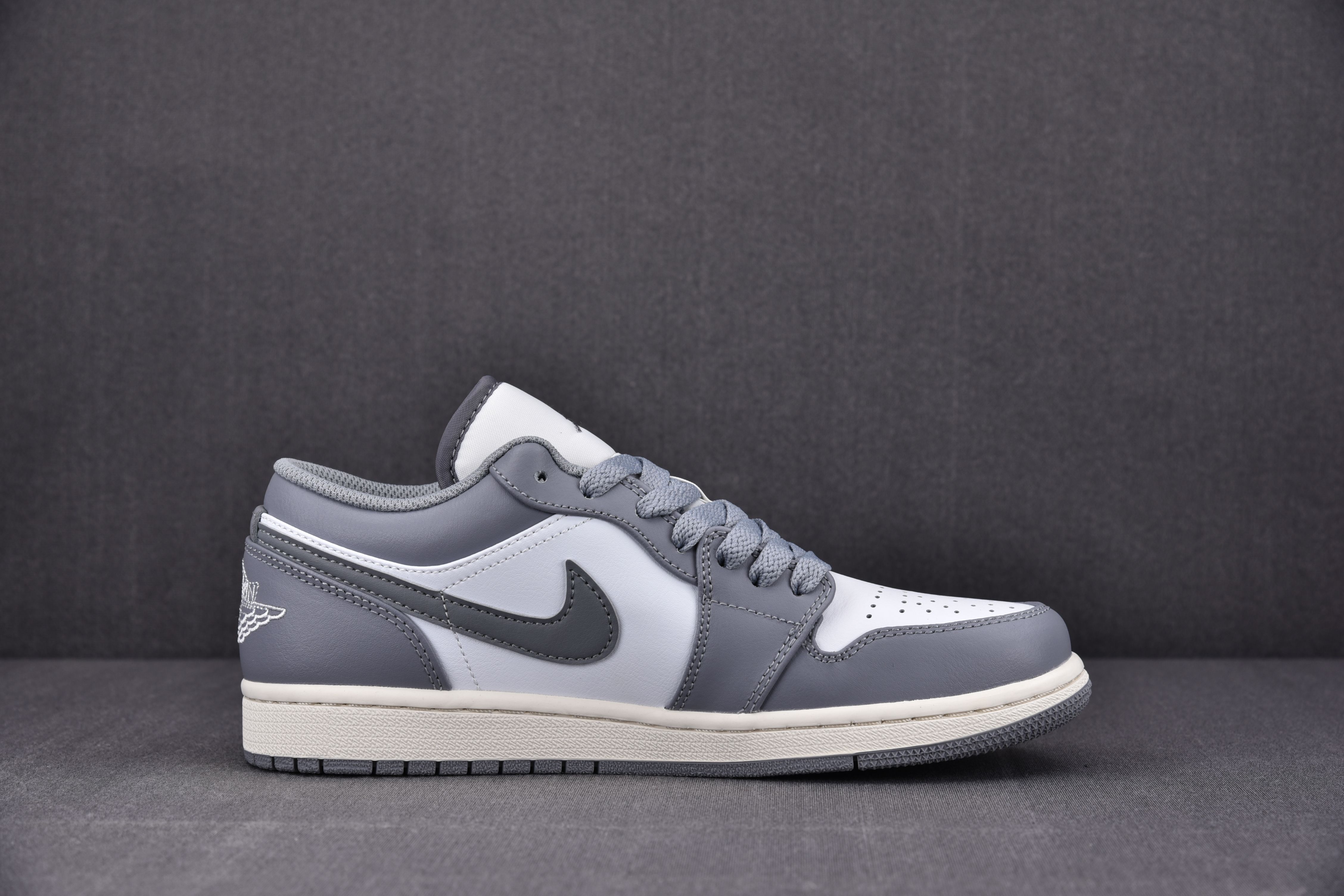 Air Jordan 1 Low Vintage Stealth Grey