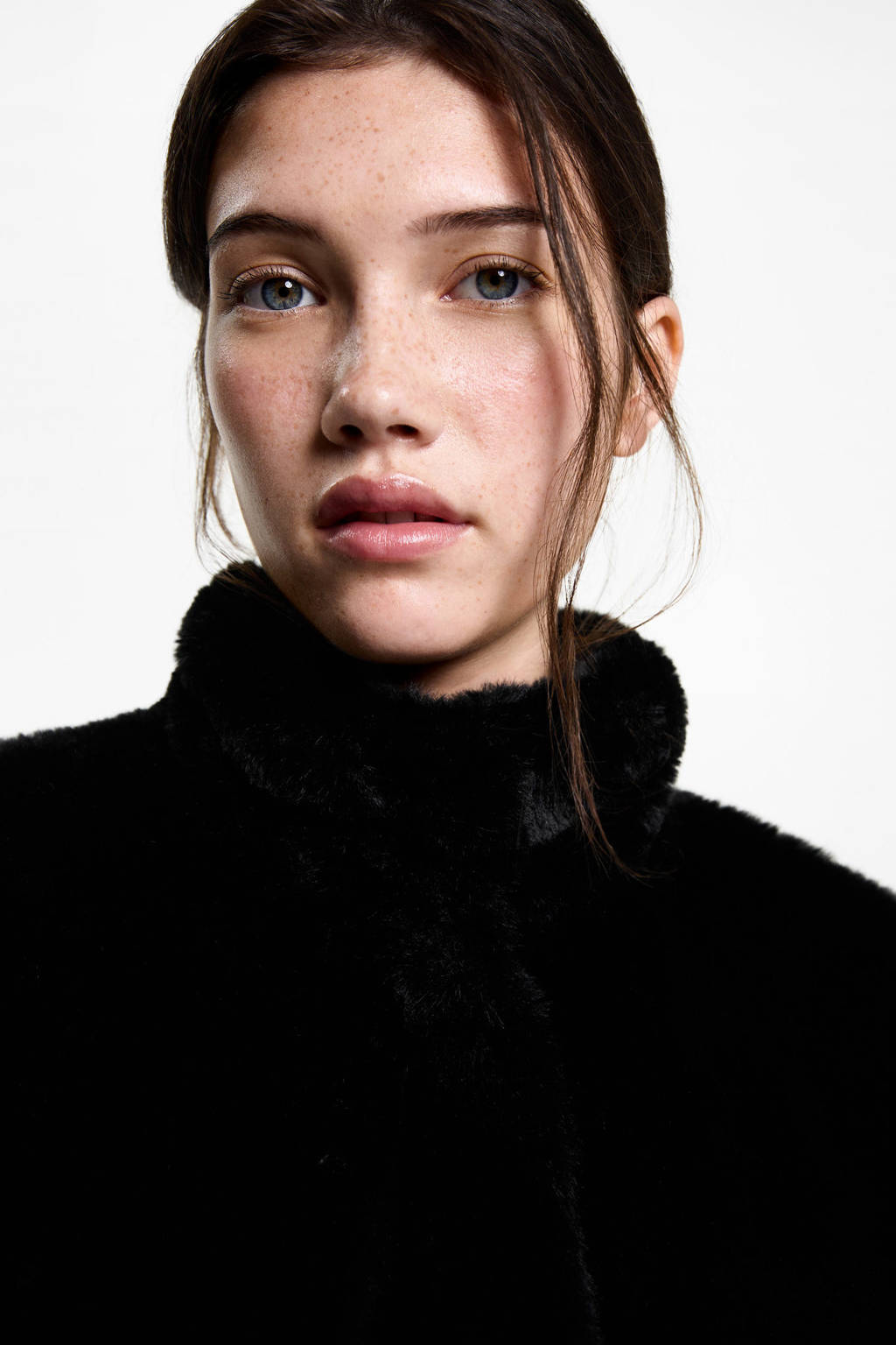 MANGO TEEN faux fur jas zwart