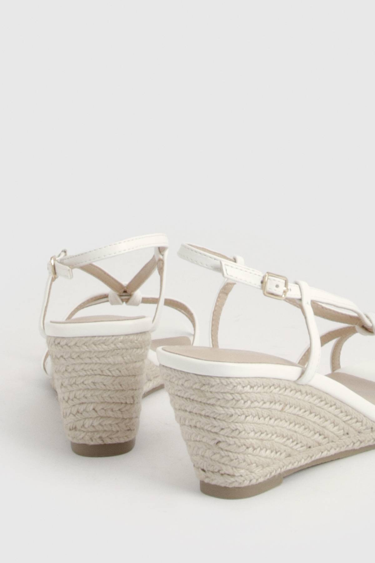 boohoo Sandales Compensées À Brides Ouvertes