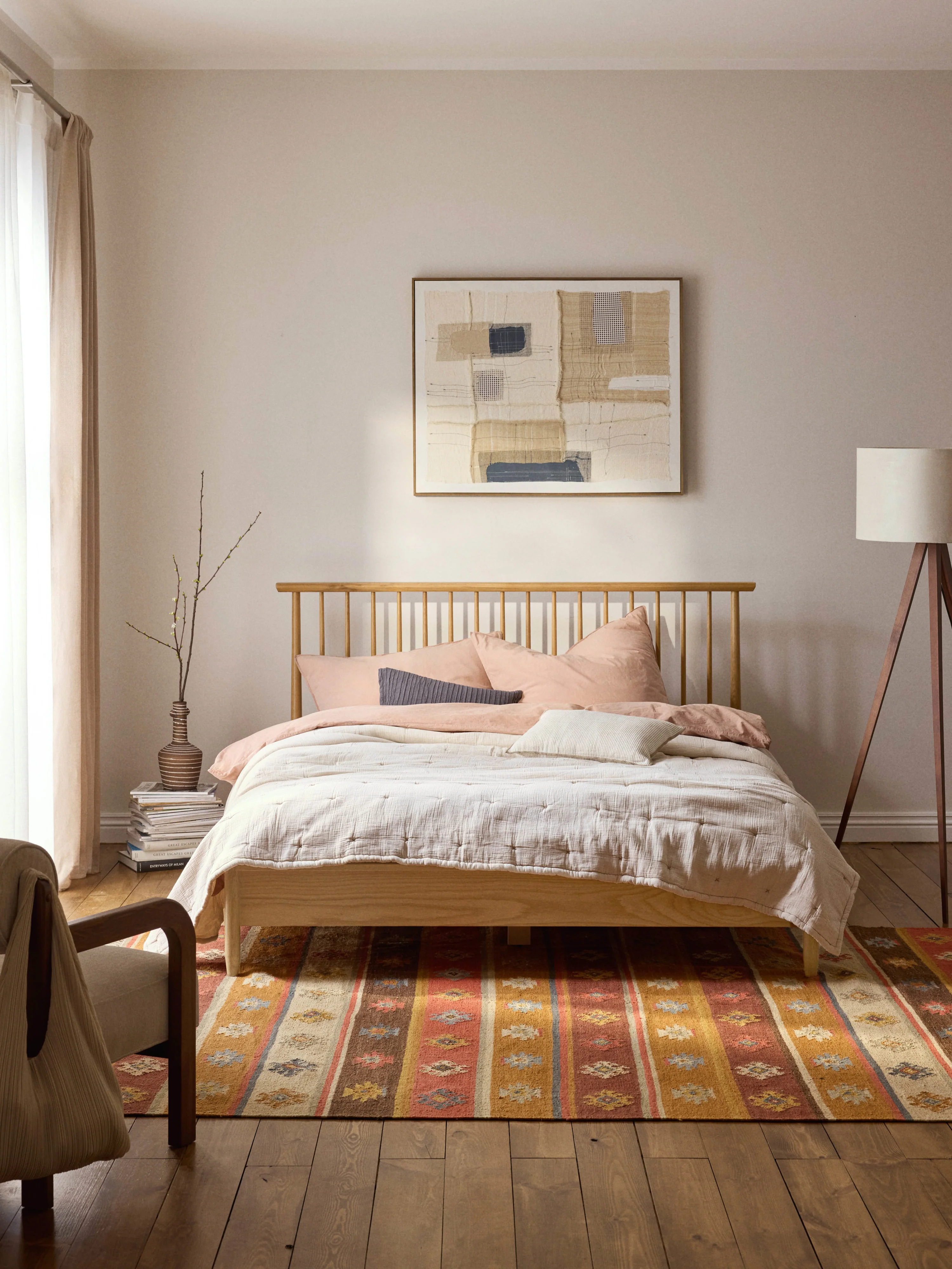Houten bed Windsor met hoofdeinde van grenenhout