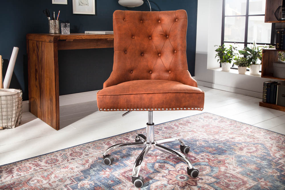 Höhenverstellbarer Bürostuhl VICTORIAN vintage hellbraun mit Chesterfield-Steppung