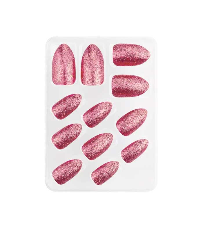 essence - *Fake it \'till you make it* - Unhas postiças - 02: Glitter Is The New Black