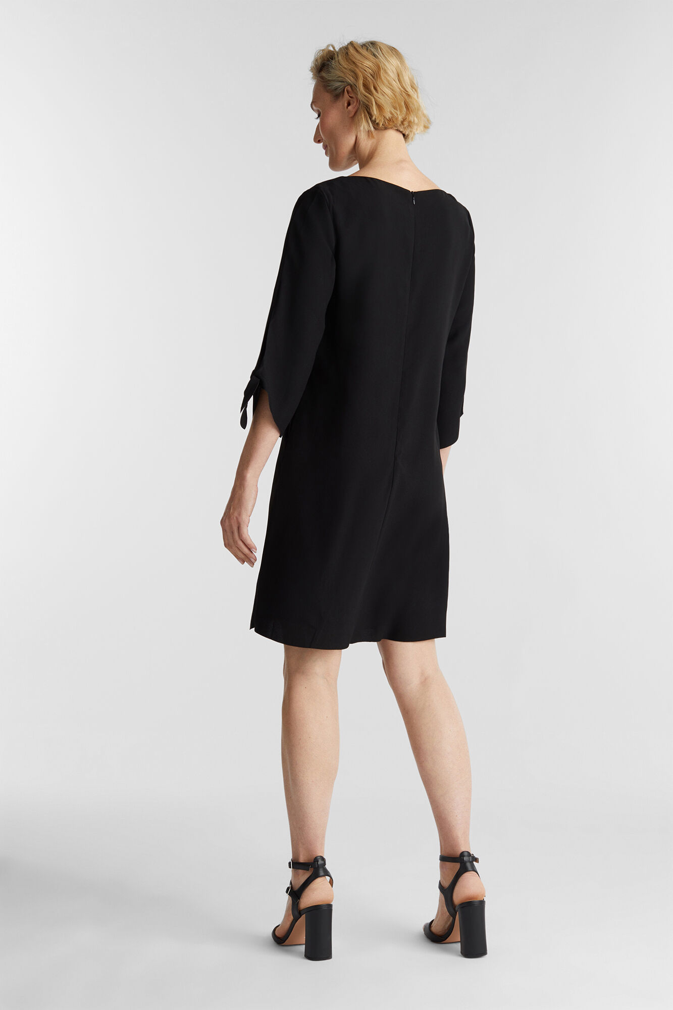 Vestido crepe folgado - Preto