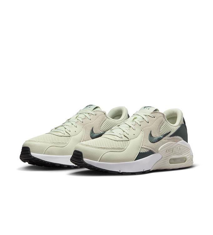 Nike Women Air Max Excee Sneakers