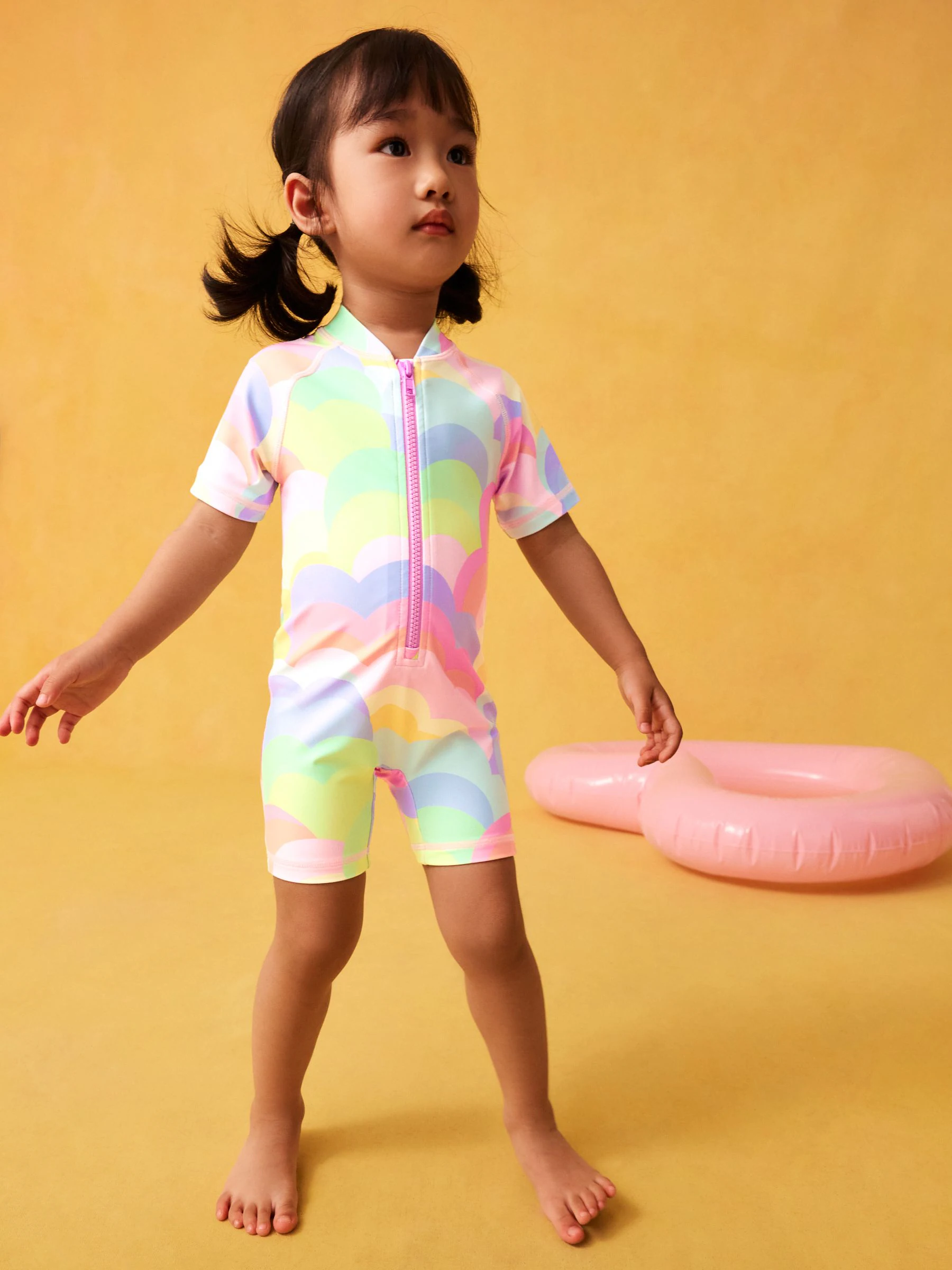 Regenboogkleurig met golven - Zonbeschermend badpak (3 mnd-10 jr)