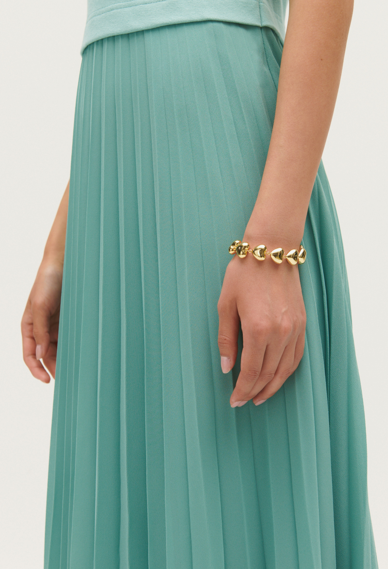 Bracelet c&oelig;urs laiton dore