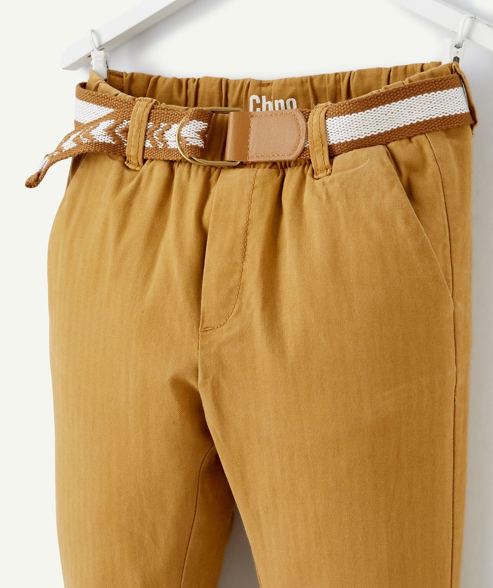 PANTALON CHINO GARÇON CAMEL AVEC CEINTURE