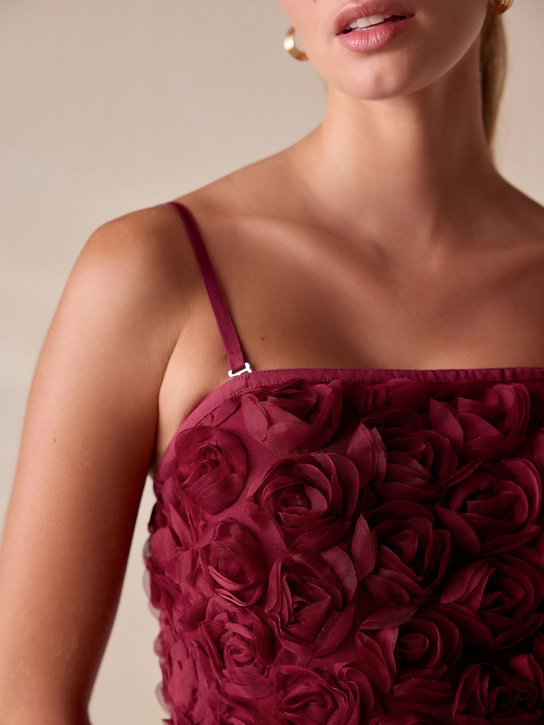 Bordeauxrood - Occasion 3D Floral Bandeau Maxi Dress with Detachable Straps