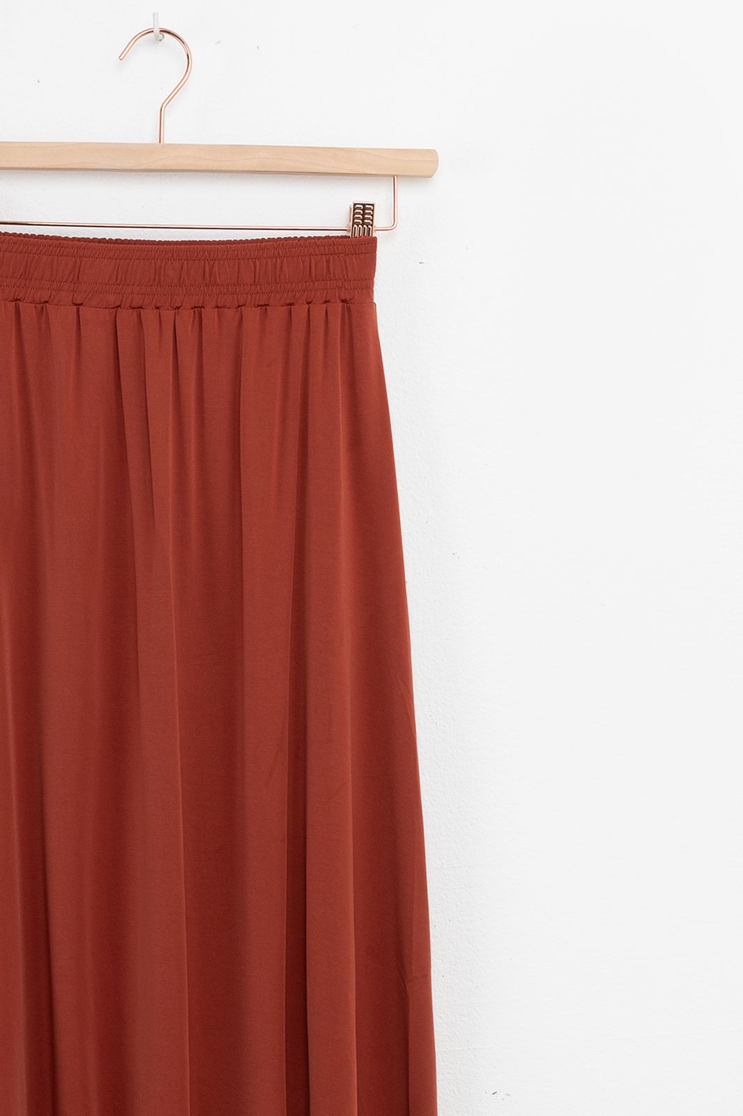 Donkerrode midi rok