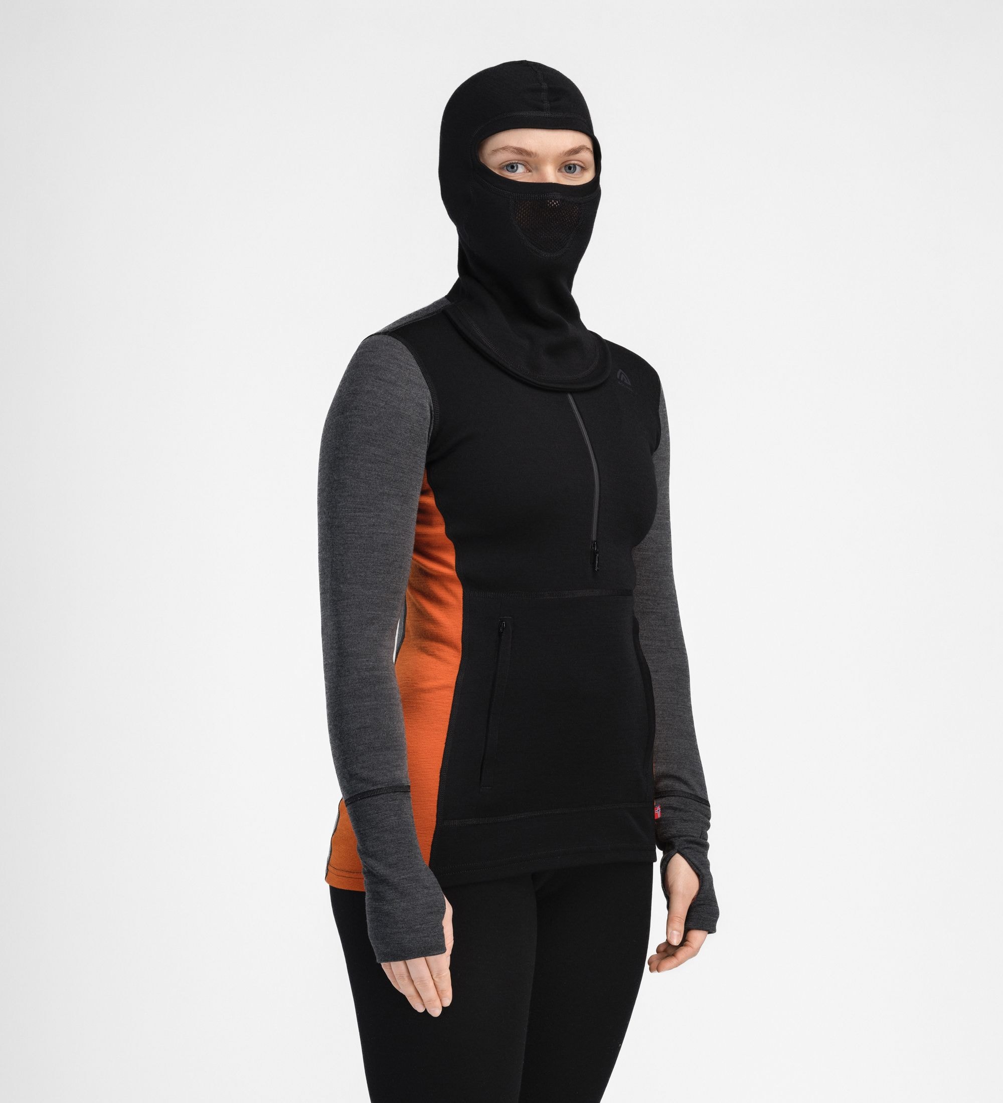 Aclima WarmWool Hoodie Zip W's<br>En herlig multifunksjonsgenser som passer like godt på tur som på hytta!