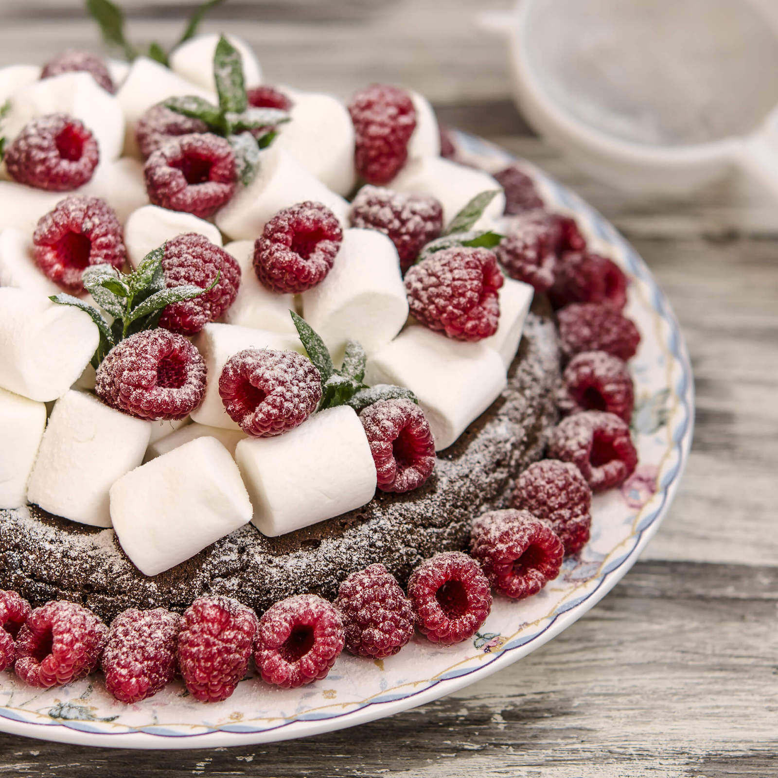 Leinwandbild HIMBEERKUCHEN - weiß-rot - 50x50 cm