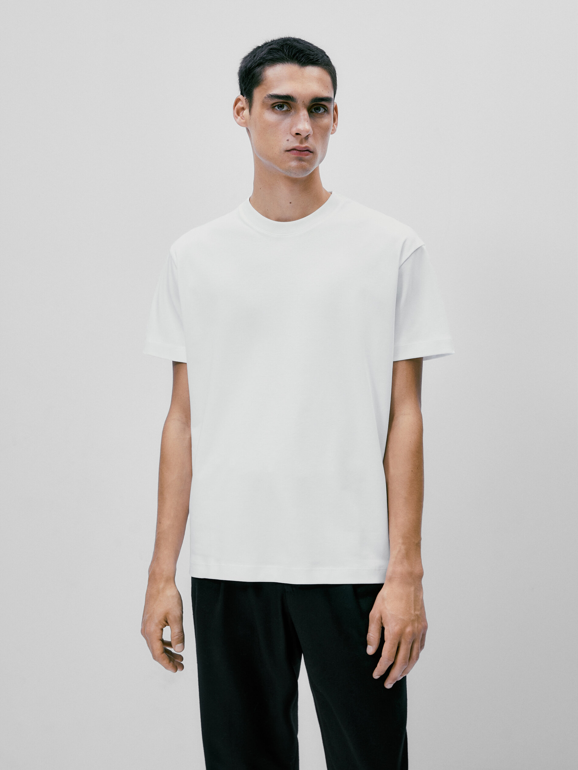 Camiseta de manga curta 100% algodão - BRANCA