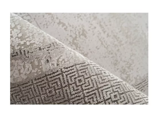 Tapis Pierre Cardin 170x120cm, design E309E coloris argent - Confort et élégance pour votre intérieur