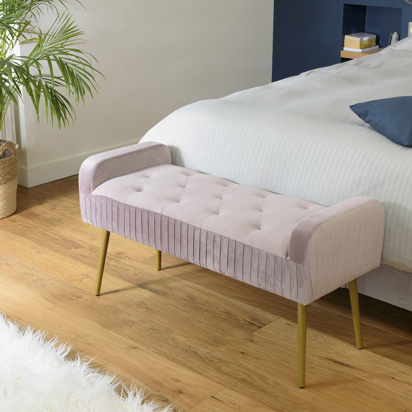 Macabane Banc de lit en velours Albane rose - 103x40x53 cm