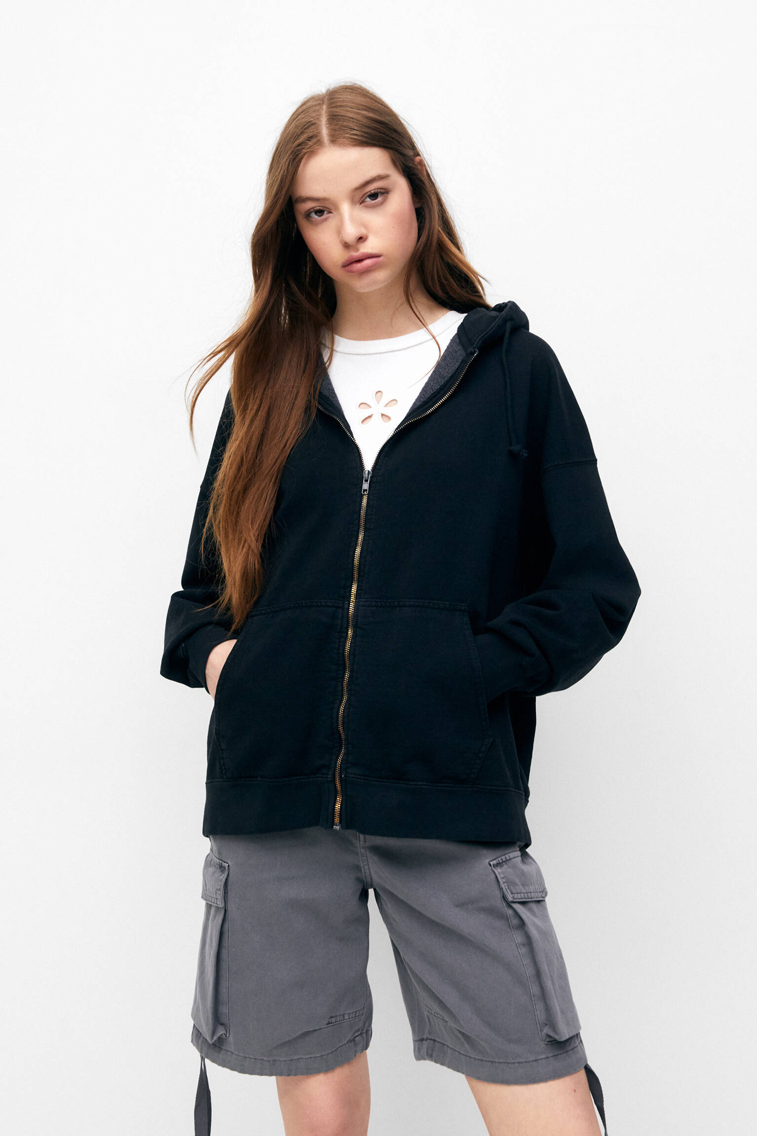 MOLETOM OVERSIZED COM ZÍPER - PRETO - ENTREGA RETARDA