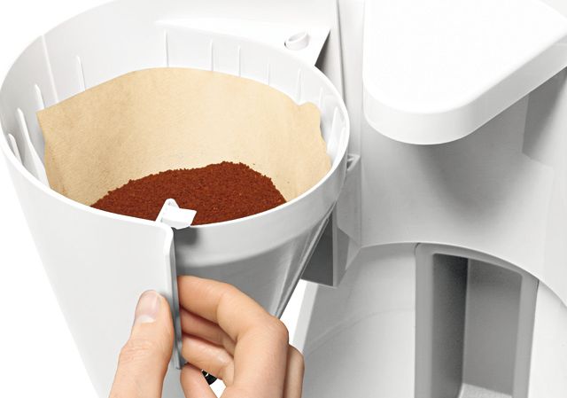 PRODUTO RECONDICIONADO # Cafeteira CompactClass Extra Branca TKA3A031--B
