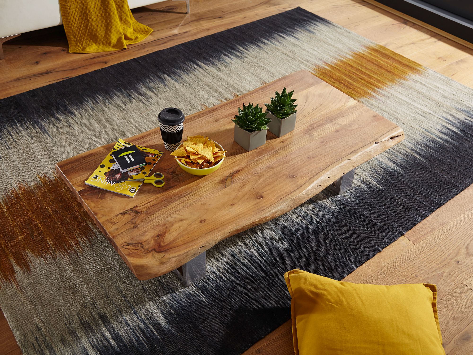 Couchtisch FineBuy Akazie Wohnzimmertisch Holz Massiv Sofatisch Baumkante Groß
