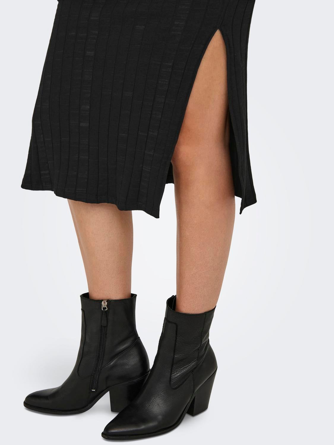 OLMALEJANDRA Midikleid Black