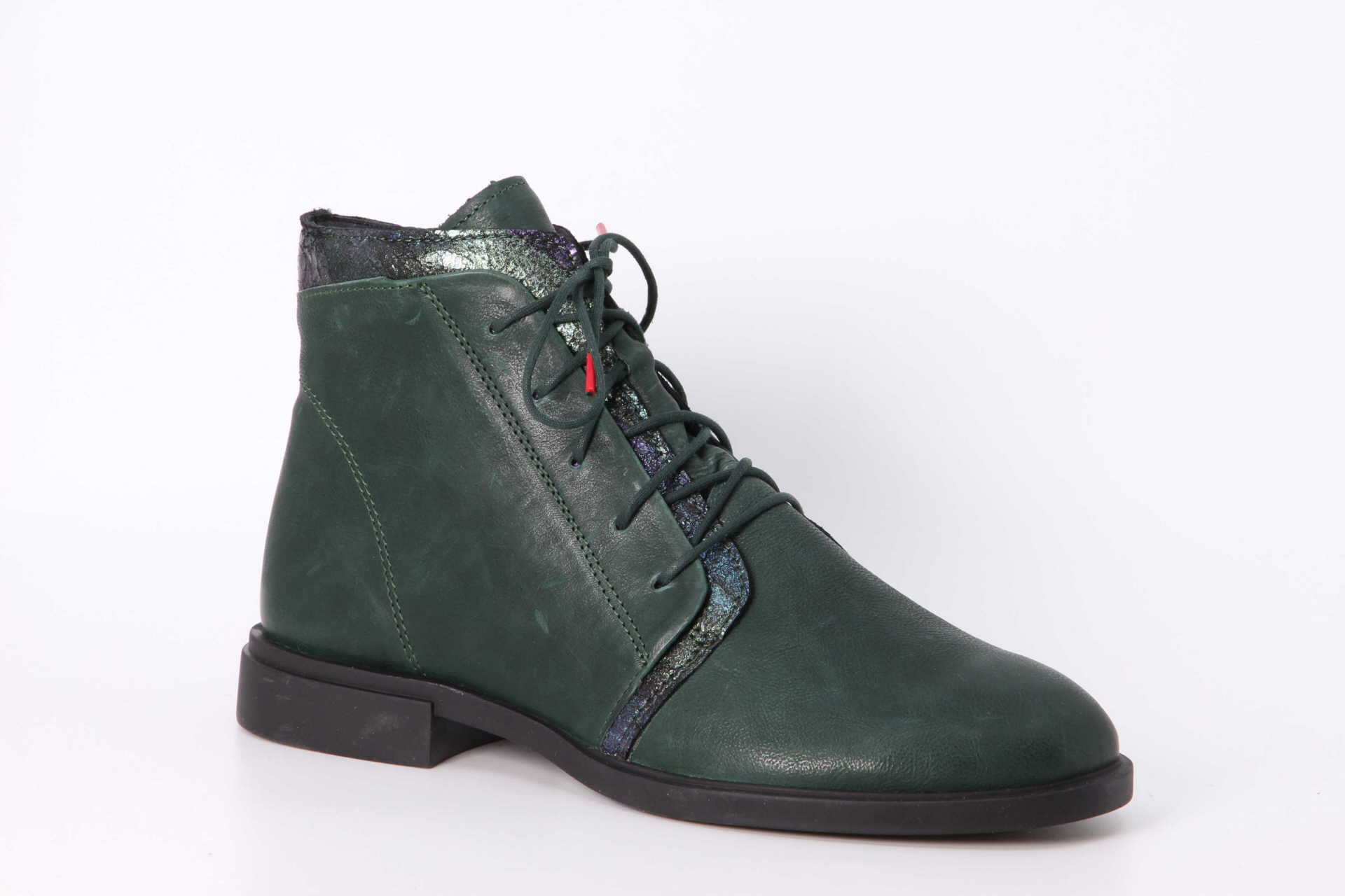 Think Nina olive