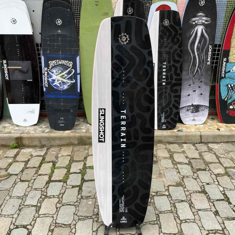 Wakeboard Slingshot Occasion Terrain 148cm 2022 - The Corner Shop