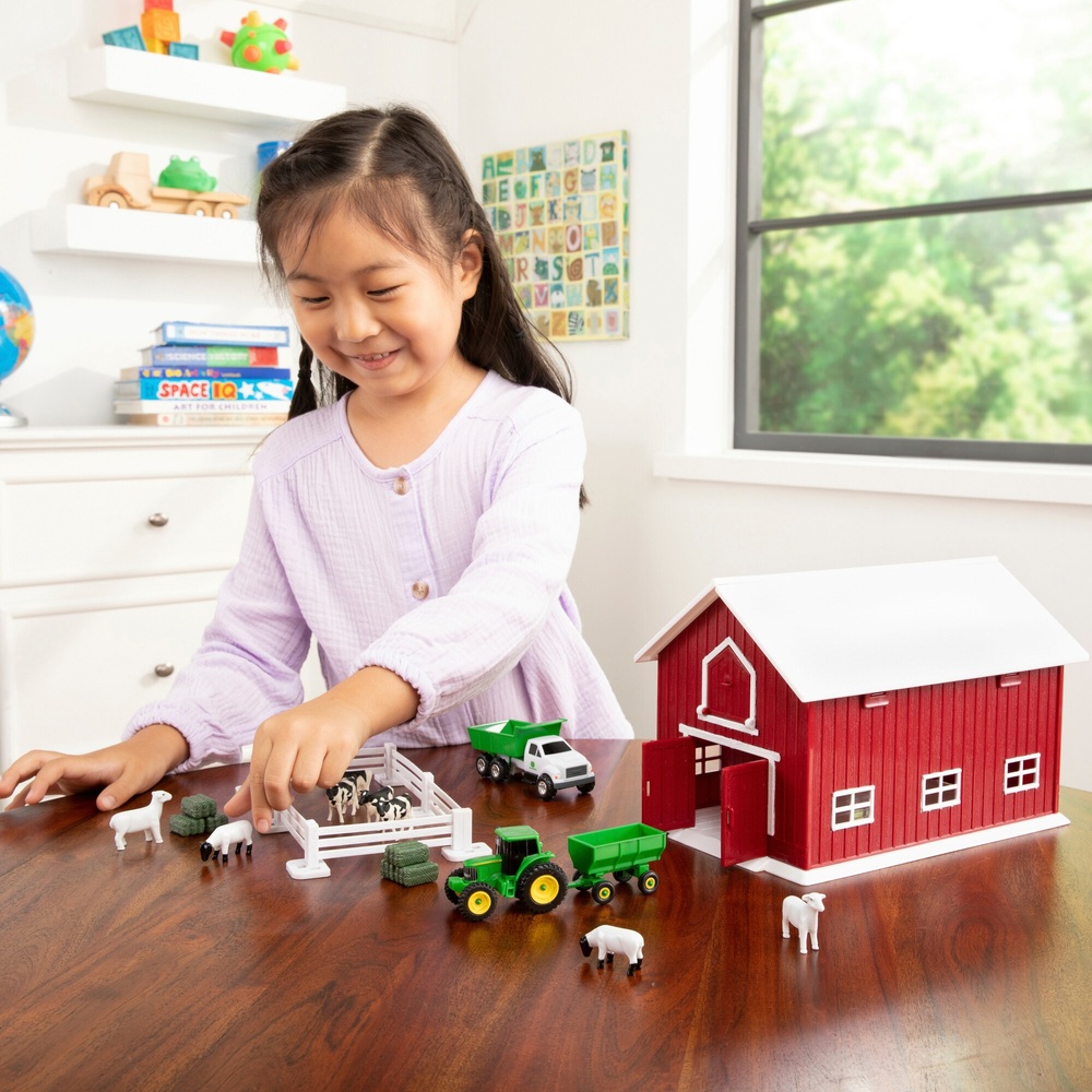 John Deere Spielset „Rote Scheune“ im Maßstab 1:64