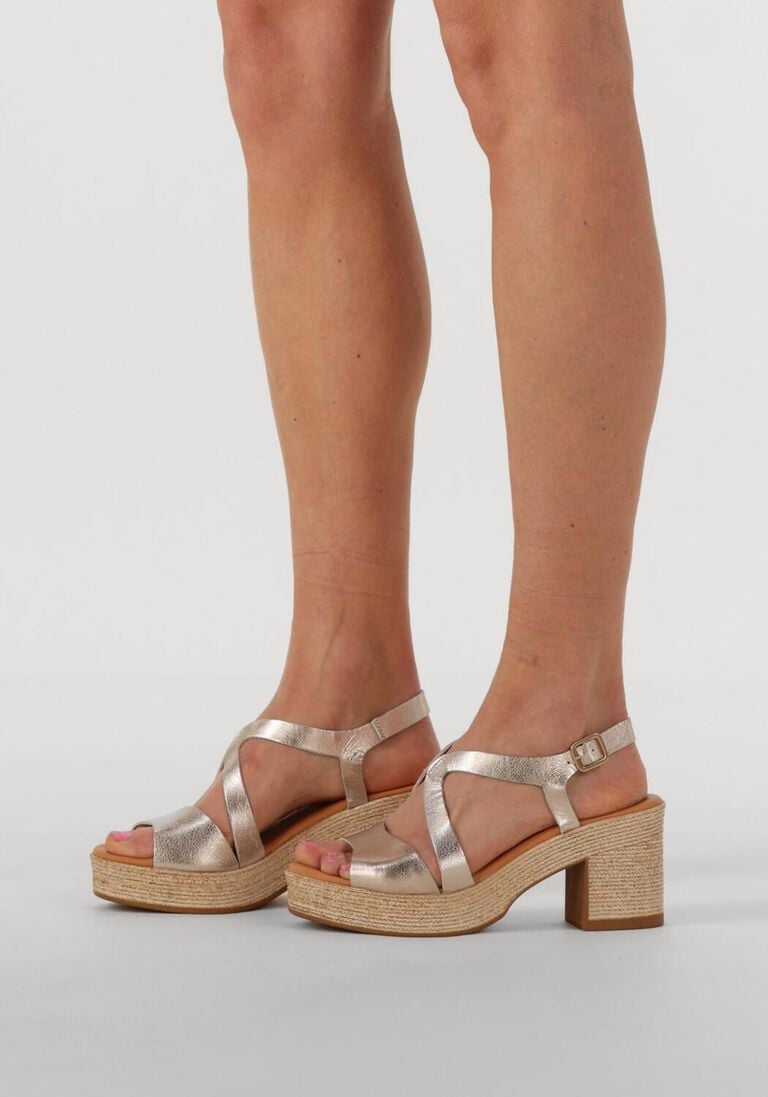 goudkleurig stefano lauran sandalen met hak 2505